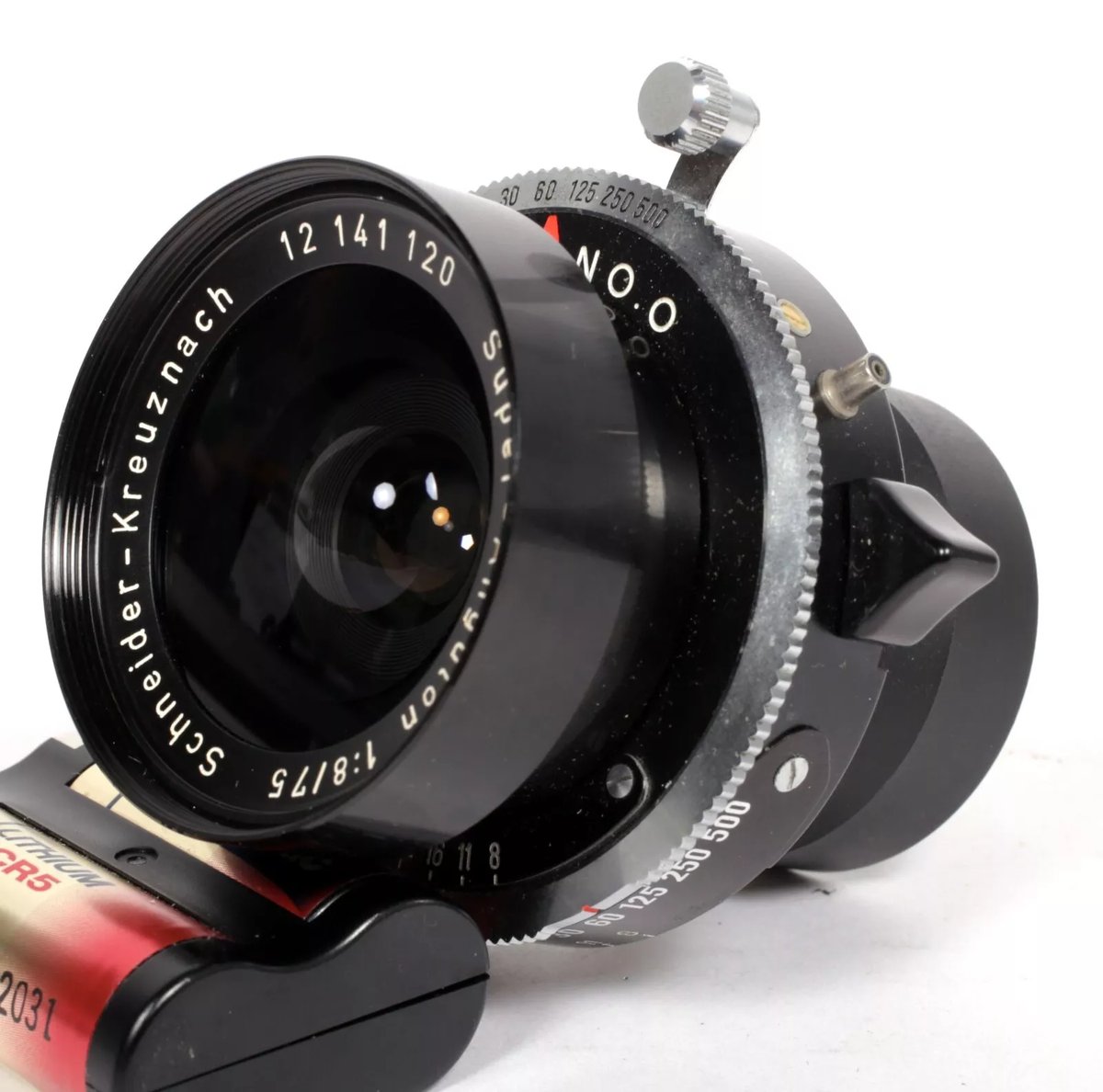 Schneider Super Angulon 75mm F8 lens in Copal #0 shutter Schneider Super Angulon 75mm F8 lens in Copal #0 shutter